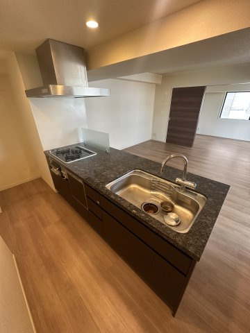 プレシス八丁堀リバーフロントのキッチン