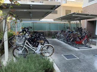 【駐車場】