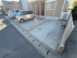 【駐車場】