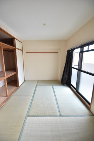 大阪市城東区今福西３丁目の賃貸マンションの寝室