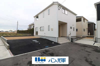 【前面道路含む現地写真】 | クレイドルガーデン宇部市西岐波 第７（４号棟） | 整備された道路に面する現地は、コミュニティー以外の方々の出入りも少なく、お車の出し入れも楽々です。

