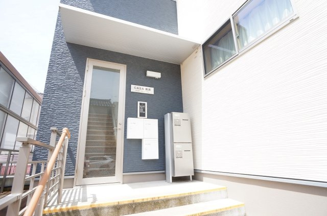 【エントランス】 | CASA南浜 | オートロック付きでセキュリティ面にも配慮しております