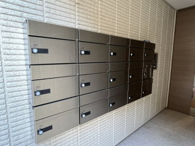 【その他共用部分】 | ＬＩＺＥ西宮仁川 | 集合ポストです