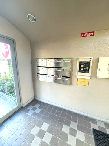 サンロイヤルのエントランス
