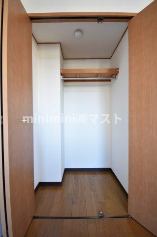 ブリリアントコート心斎橋イーストの収納