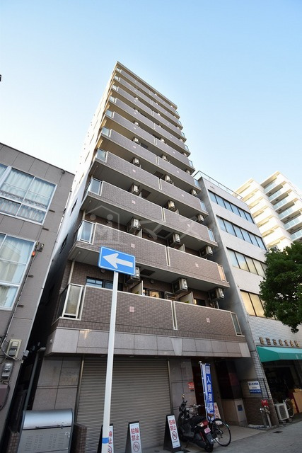 ブリリアントコート心斎橋イーストの外観