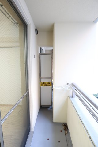 大阪市都島区東野田町１丁目の賃貸マンションのバルコニー