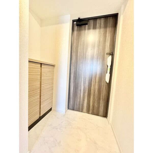 S-RESIDENCE上飯田Westの玄関