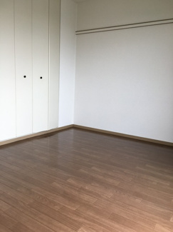 【寝室】 | ヴァリューハクラク