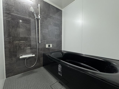 【浴室】 | エクセレント西宮北口 | 落ち着いた空間のお風呂です