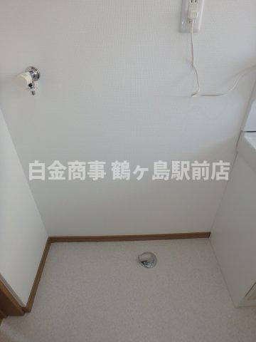 坂戸市鎌倉町中古戸建のランドリースペース