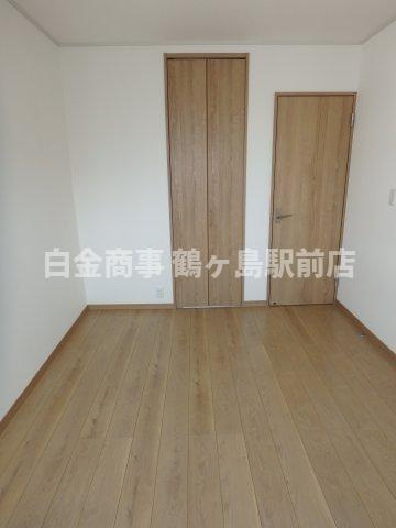 坂戸市鎌倉町中古戸建の洋室
