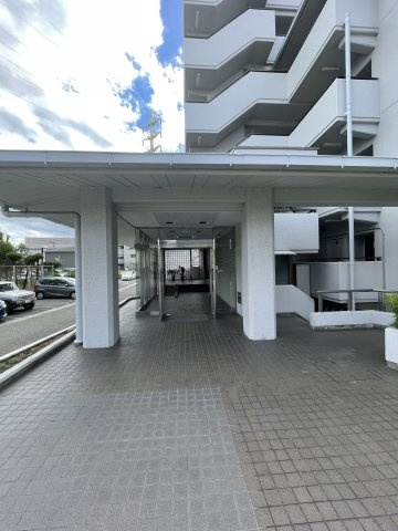 ラポート大日のエントランス