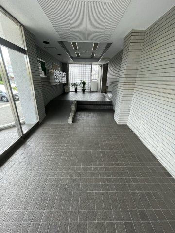 ラポート大日のロビー