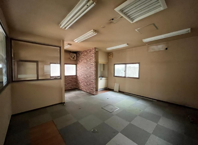 大津市藤尾奥町の倉庫の内装|物件の内装です