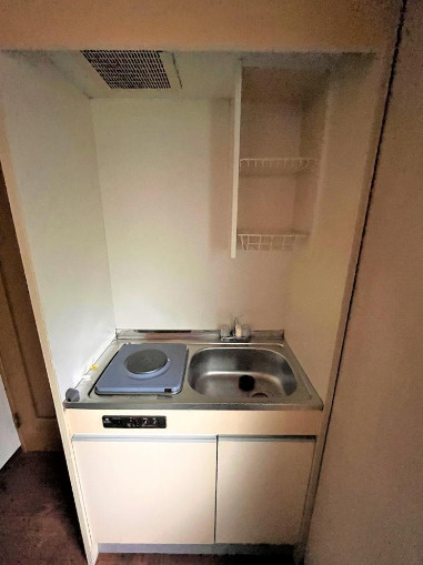 大津市藤尾奥町の倉庫のキッチン|キッチンです