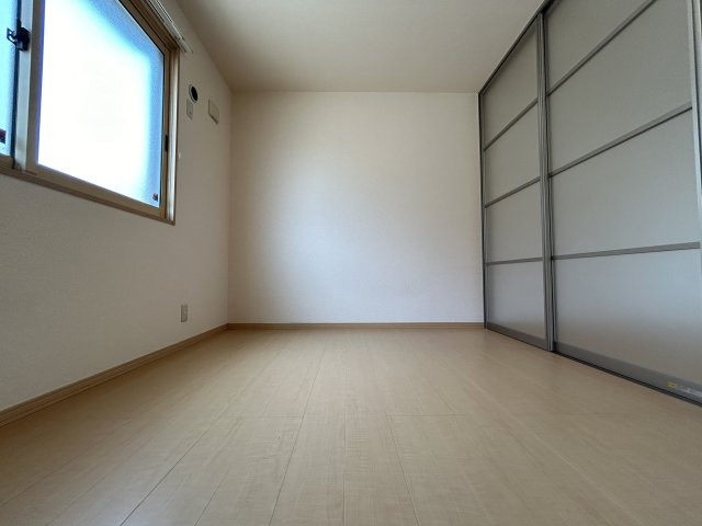 ラフィーネ林Ⅱの洋室