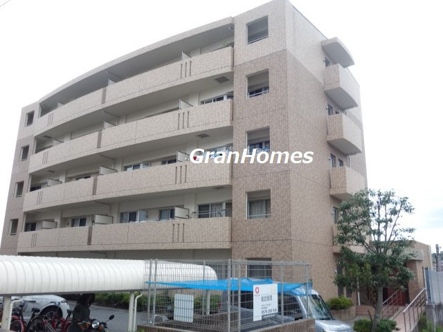 リュイール桃山台の外観