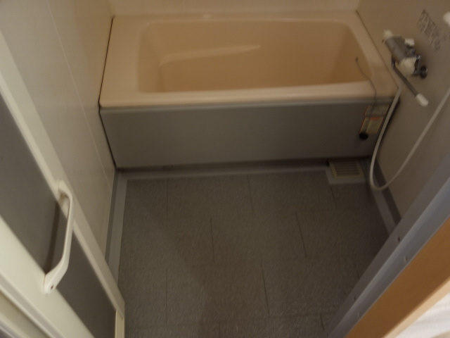 リュイール桃山台の浴室