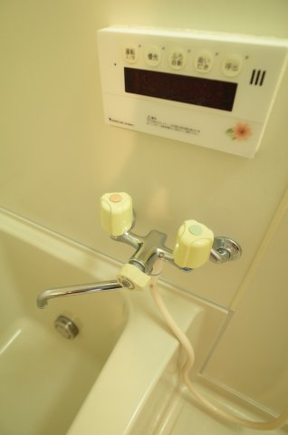 【浴室】 | 睦マンション | お風呂がぬるければ、温めればいいじゃない。パンがなければ・・