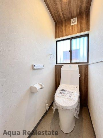 善通寺市上吉田町　リノベ住宅のトイレ