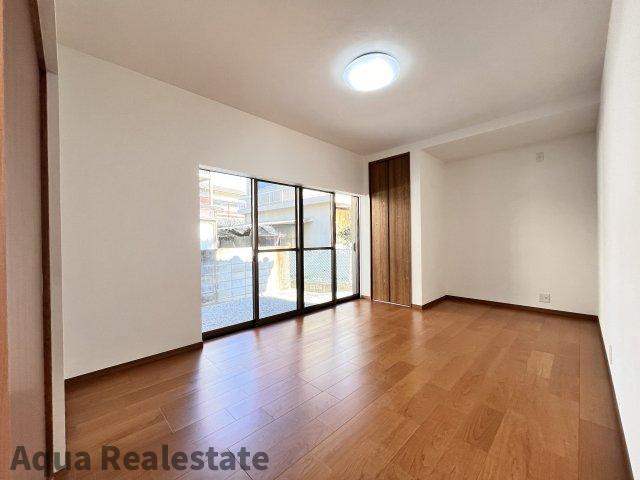 善通寺市上吉田町　リノベ住宅の居間・リビング