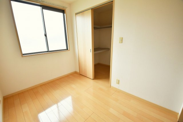 【寝室】シャーメゾン学南町 