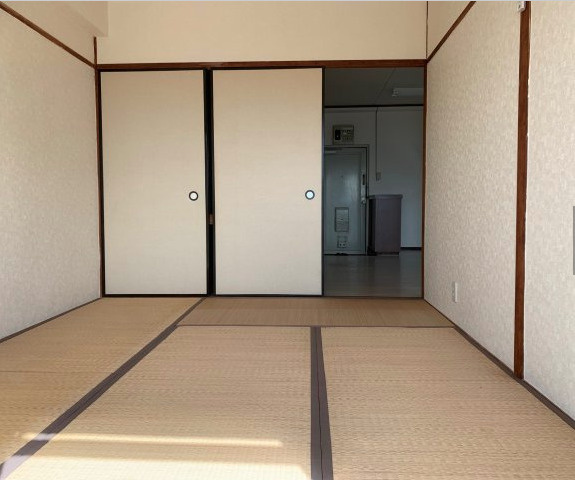 ベアーズマンション【10,000円キャッシュバック対象物件】の和室|居間です