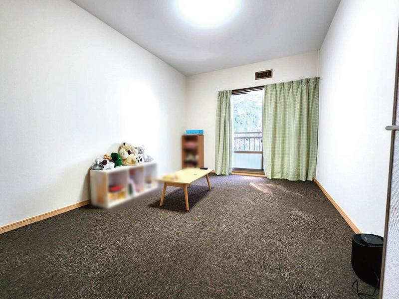 高知市瀬戸　中古タウンハウスの洋室