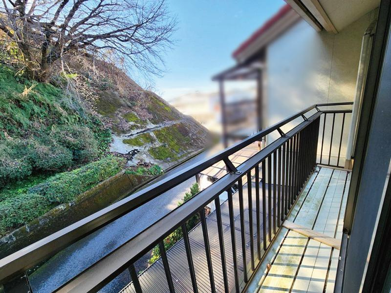 高知市瀬戸　中古タウンハウスのバルコニー