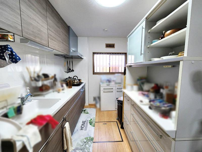 高知市瀬戸　中古タウンハウスのキッチン