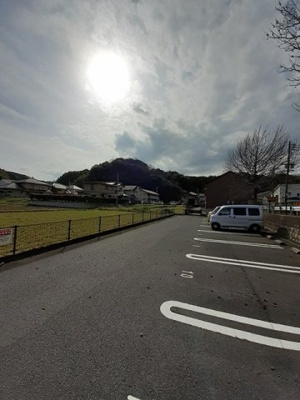 【駐車場】 | ビサイド・花仙橋Ⅱ | 駐車場があります