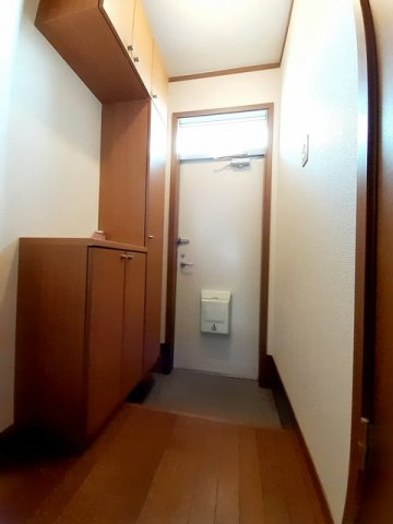 ガーデンハイツ大久保Ⅱの玄関