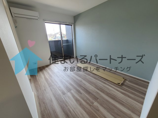 CASA上津の洋室|ゆったりした洋室です