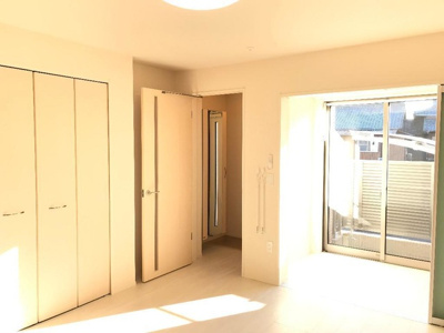 【寝室】 | サウザンド クレーン