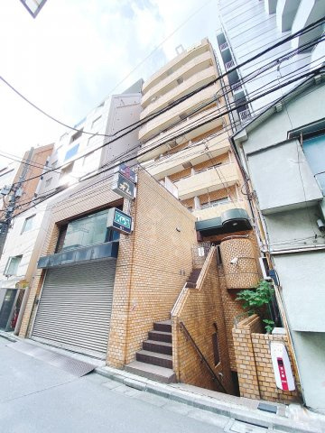 ライオンズマンション新宿御苑No.2の外観