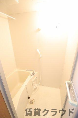 ウェリナ大森台の浴室|コンパクトで使いやすいお風呂です