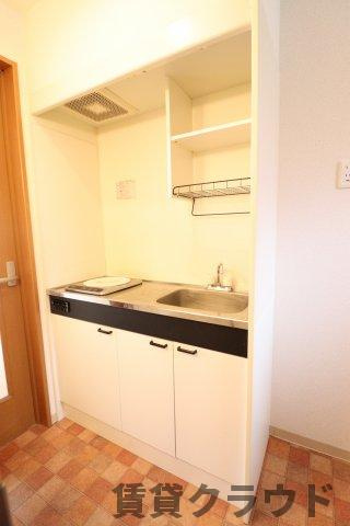 ウェリナ大森台のキッチン|収納スペースがあるので、散らかりやすいキッチンもスッキリ♪