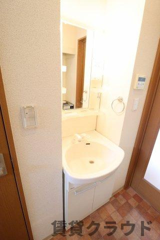 ウェリナ大森台の洗面所|朝の準備に活躍する、洗髪洗面化粧台！