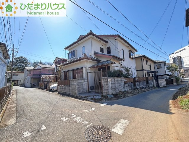 上尾市平塚　中古一戸建ての前面道路含む現地写真
