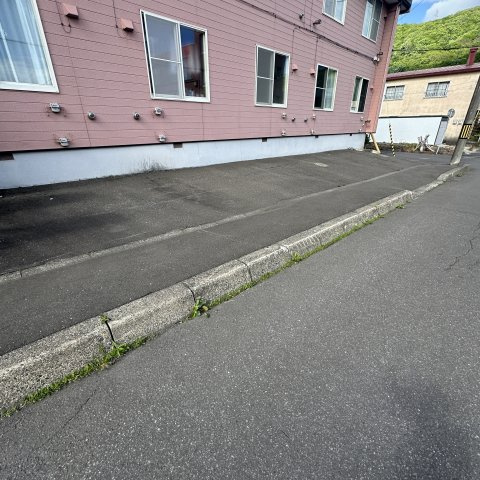 Ｍハイツ１の駐車場