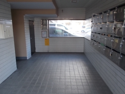 【エントランス】 | サクセス小田井