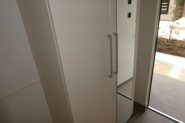 ピッツィカートⅠの内装|シューズボックス