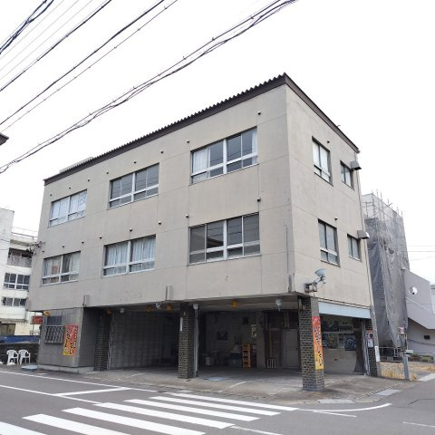 ６０６８８　岐阜市茜部菱野アパート