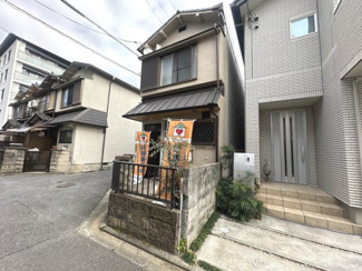 【外観】 | 閑静な住宅地で車通りも少なく小さなお子様にも安心です♪