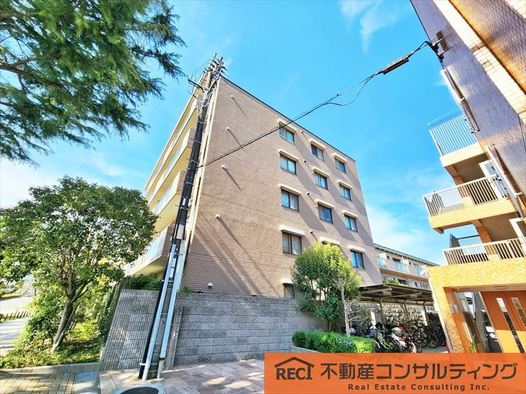 ファミール住吉川の外観