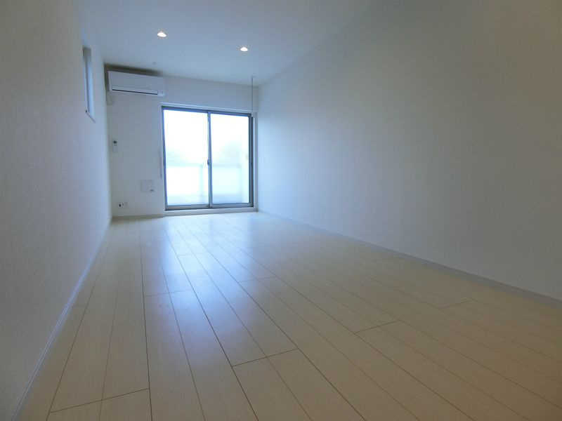 リブリ・ラ・ルーチェ新松戸の居間・リビング