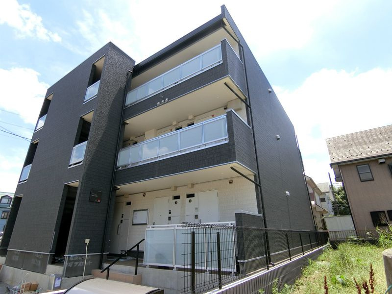 リブリ・ラ・ルーチェ新松戸の外観