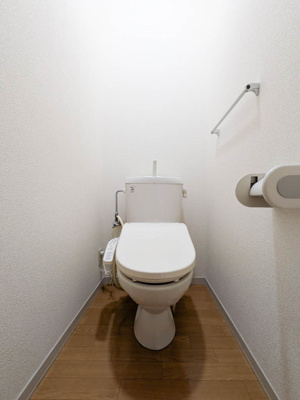 【トイレ】 | グランドール ** A棟 | 【グランドール ** A棟】