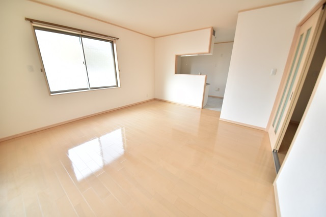 シャトーMMS　A棟の居間・リビング